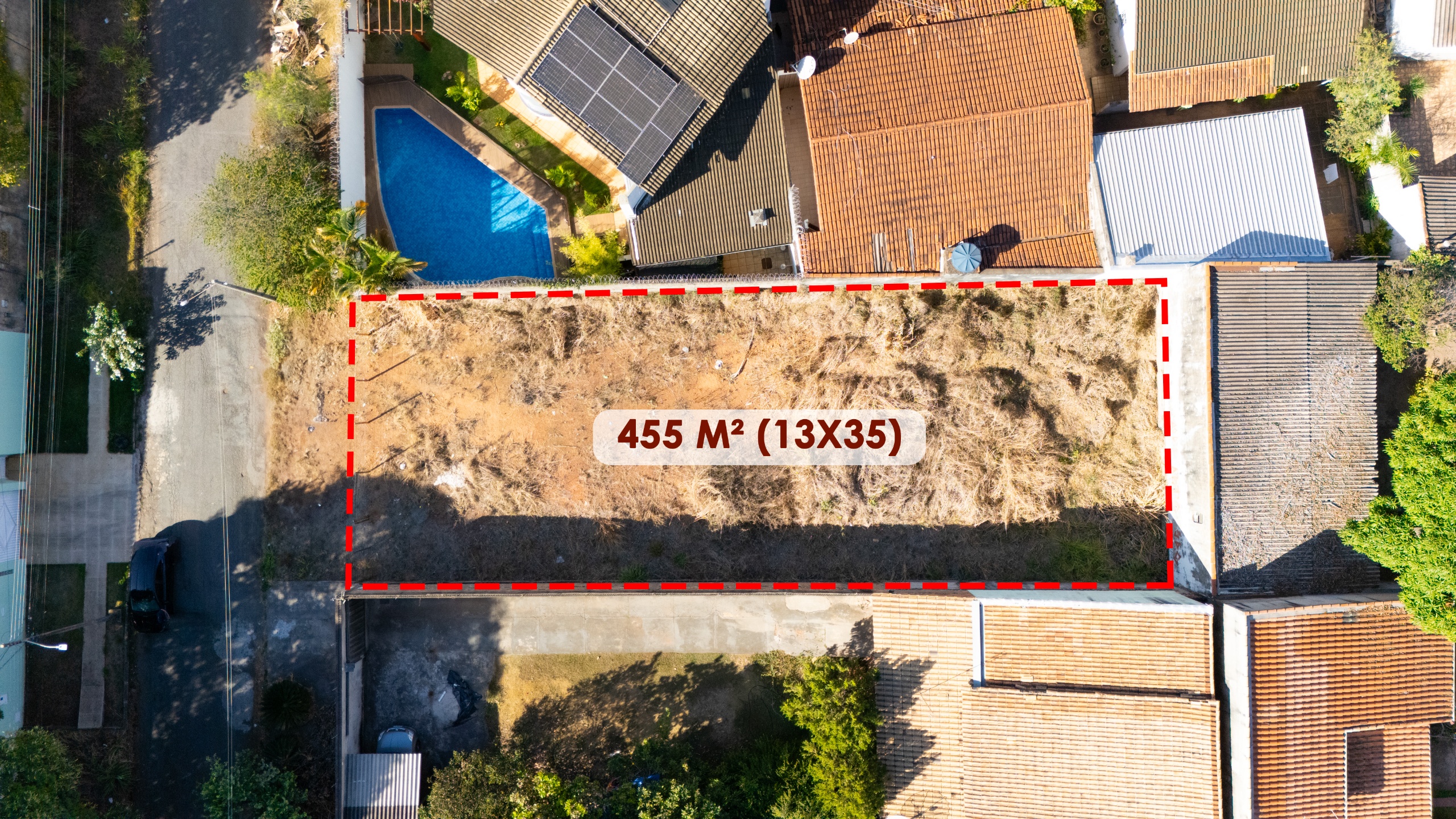 Lote amplo na Vila Colemar Natal e Silva à venda