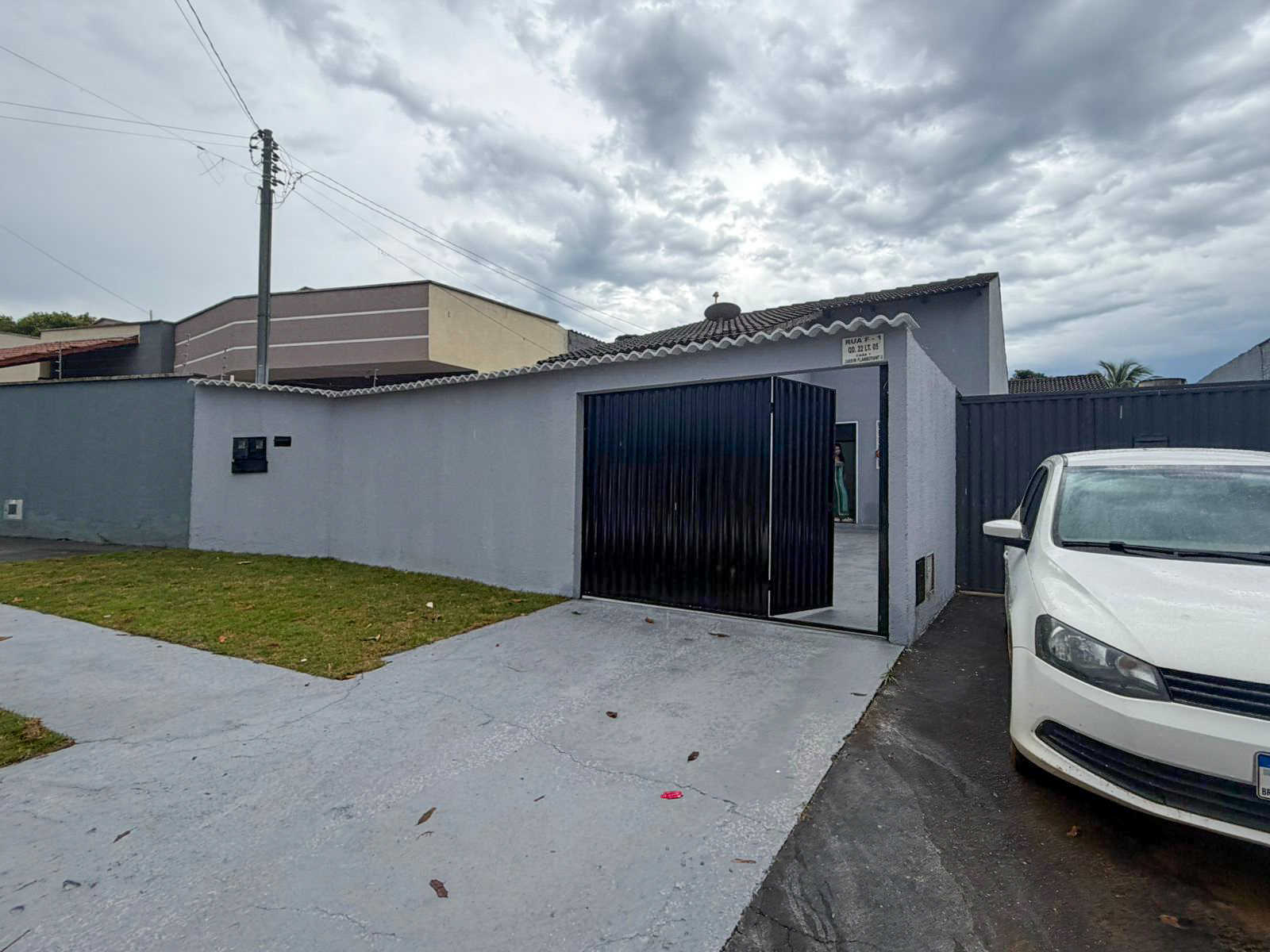 CASA – SETOR FLAMBOYANT | SENADOR CANEDO