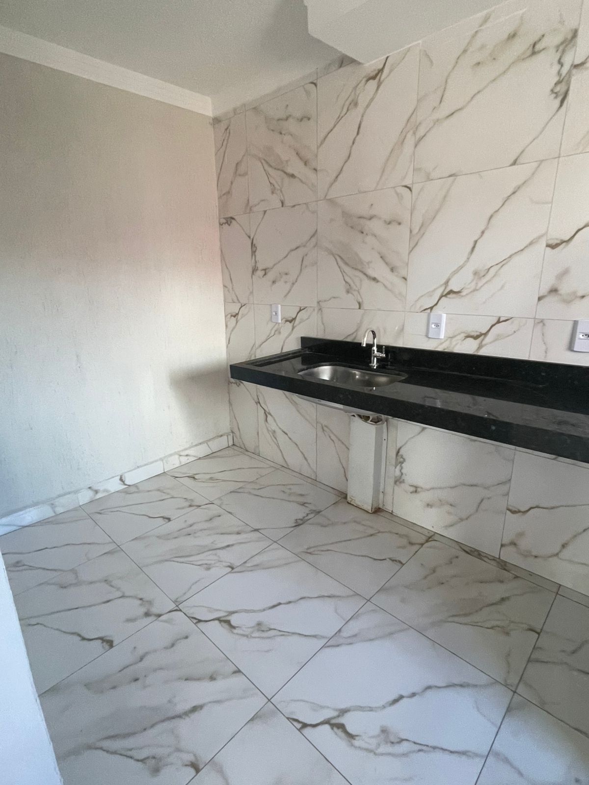 Apartamento com 2 Quartos e 1 Vaga de Garagem à Venda, 43,34 m² – Jardins do Cerrado 10, Goiânia