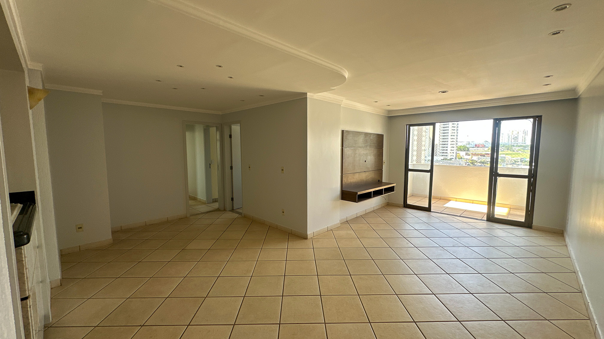 Apartamento à Venda no Jardim Goiás | 3 Quartos, 1 Suíte, Sacada e 2 Vagas