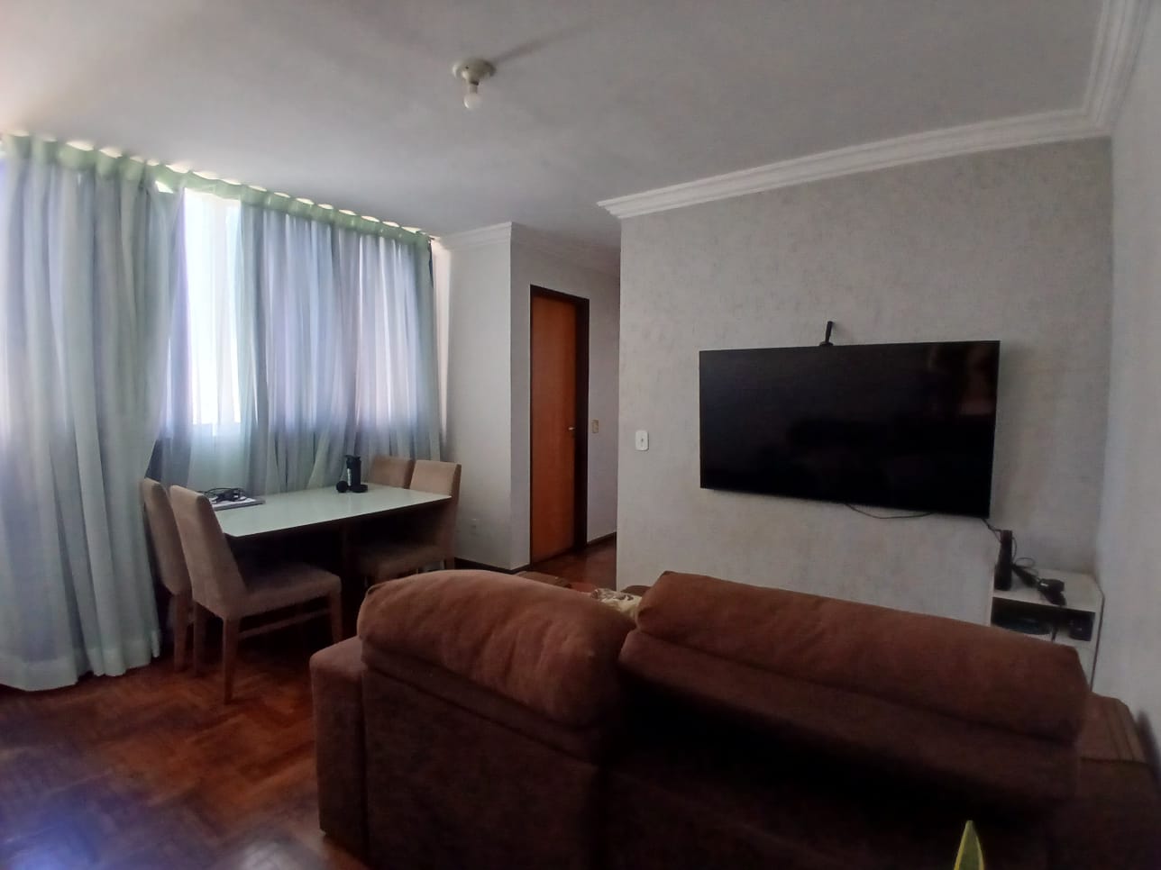 Apartamento de 2 Quartos Mobiliado no Edifício Blumenau | Setor Universitário